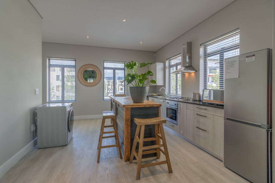 To Let 3 Bedroom Property for Rent in Paardevlei Western Cape